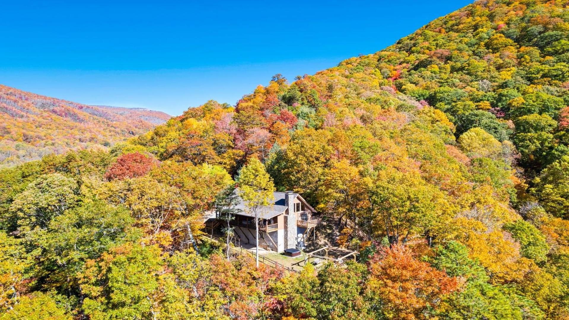 Maggie Valley Cabin With Beautiful Mountain Views, Hottub, Pet Friendly, Gameroom, Fireplace Buitenkant foto